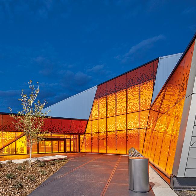 Calgary EXT-03_Shai Gil 650